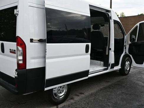Used 2019 RAM ProMaster 2500 w/ Premium Appearance Group FWD image 8