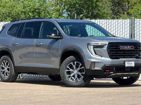 New 2026 GMC Acadia AT4 w/ Luxury Package AWD/4WD image 2