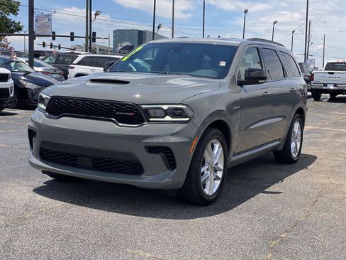 Used 2024 Dodge Durango R/T RWD image 11