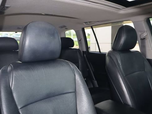 Used 2010 Toyota Highlander SE AWD/4WD image 43