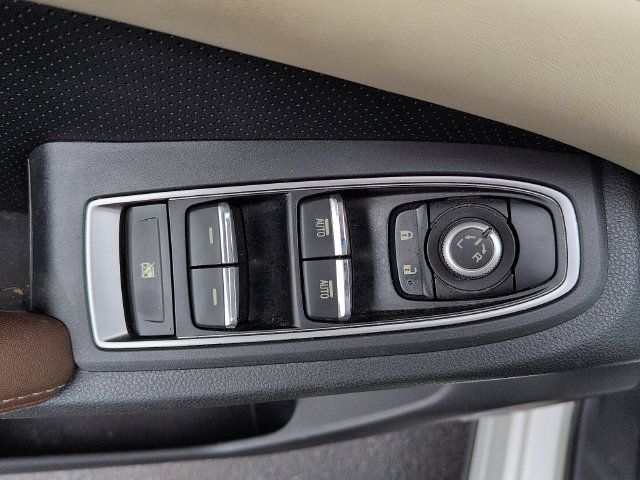 Used 2019 Subaru Ascent Touring AWD/4WD image 16