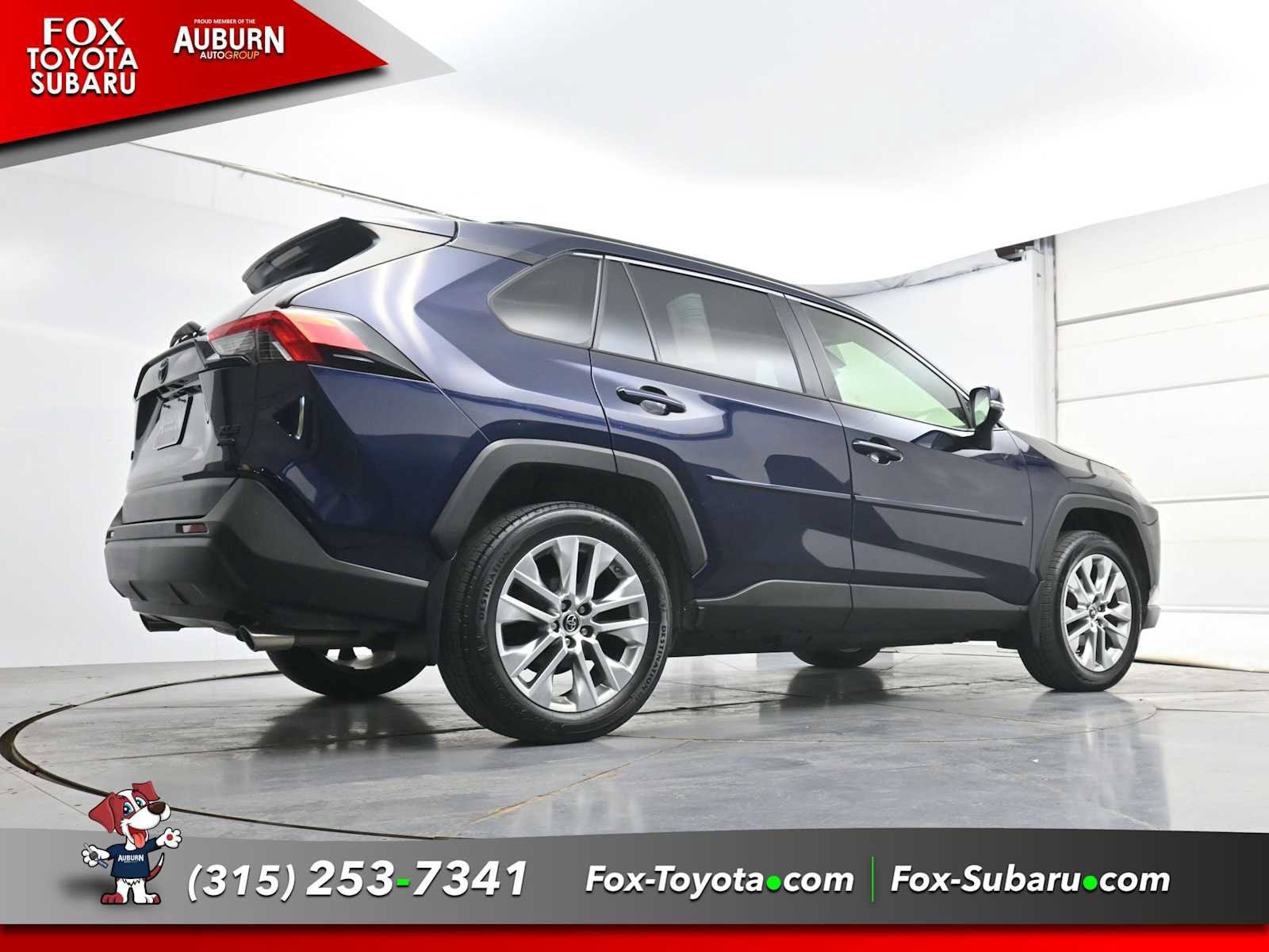 Used 2019 Toyota RAV4 XLE Premium w/ Cold Weather Package AWD/4WD image 22