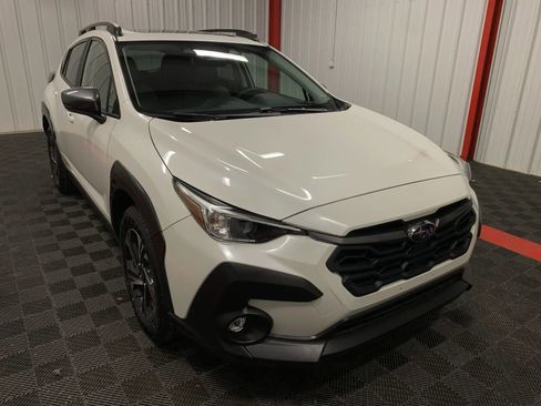 Used 2024 Subaru Crosstrek 2.0i Premium image 6