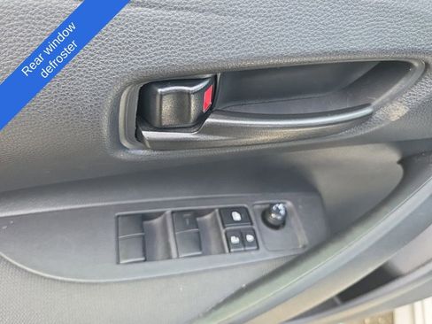 Used 2024 Toyota Corolla LE image 9