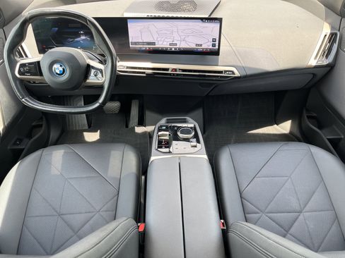 Used 2024 BMW iX xDrive50 w/ Sport Package AWD/4WD image 3
