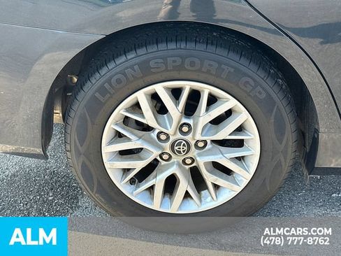Used 2017 Toyota Camry LE FWD image 20