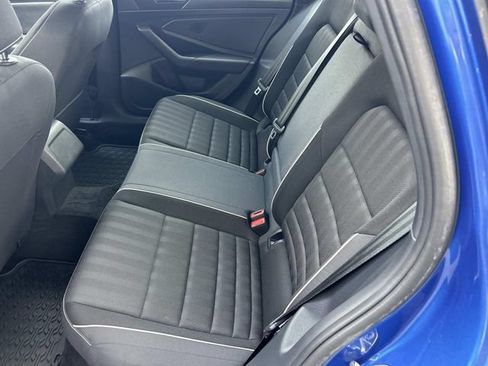 Used 2024 Volkswagen Jetta Sport FWD image 17
