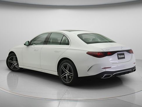 New 2026 Mercedes-Benz E 350 Sedan image 2