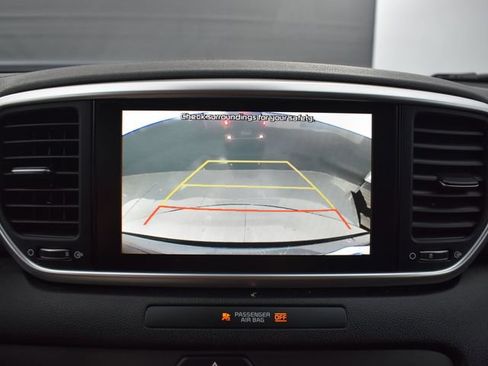Used 2022 Kia Sportage LX FWD image 18