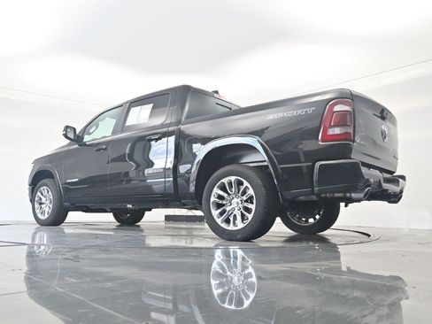 Used 2022 RAM 1500 Laramie AWD/4WD image 32