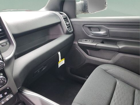 New 2026 RAM 1500 Express AWD/4WD image 26