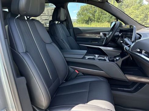 New 2026 Cadillac Vistiq Sport AWD/4WD image 26