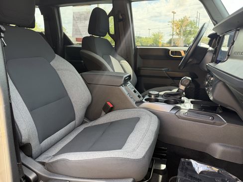 Used 2025 Ford Bronco Big Bend AWD/4WD image 25