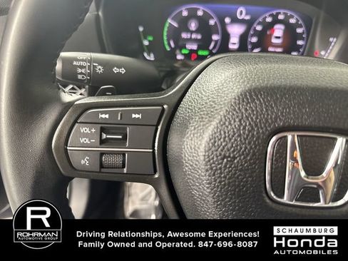 Used 2025 Honda Accord EX-L image 12