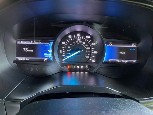 Certified 2022 Ford Edge SEL w/ Convenience Package AWD/4WD image 17