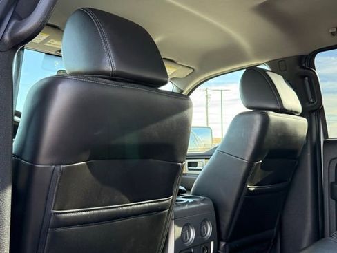 Used 2011 Ford F150 Lariat image 19