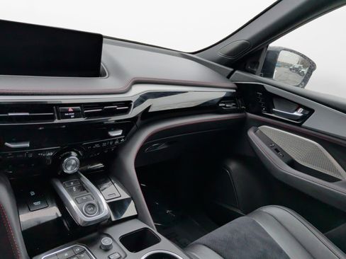 Used 2023 Acura MDX A-Spec image 10