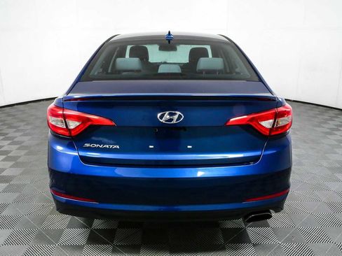 Used 2017 Hyundai Sonata SE FWD image 25