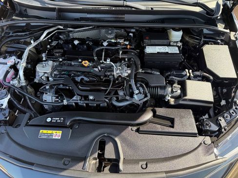 Used 2025 Toyota Corolla SE FWD image 32