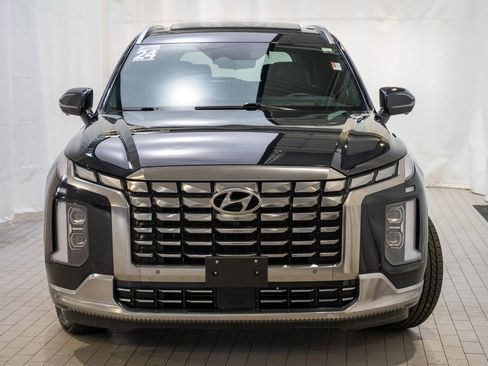 Used 2024 Hyundai Palisade Calligraphy image 2