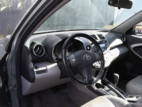 Used 2008 Toyota RAV4 Limited image 14