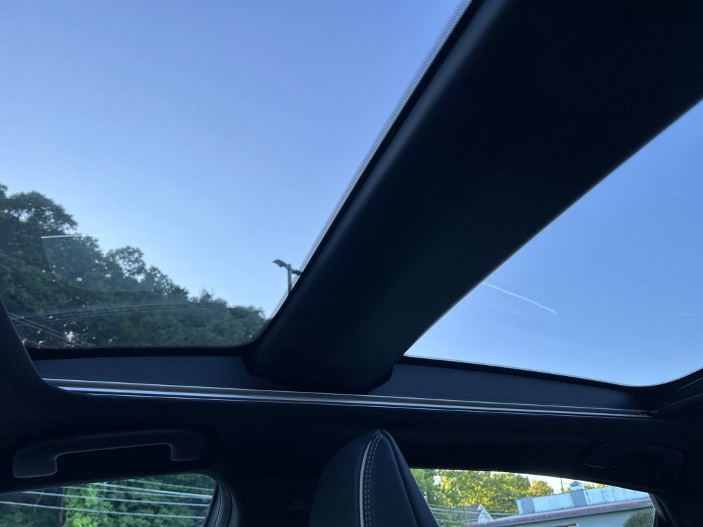 Certified 2024 Toyota Crown AWD/4WD image 21