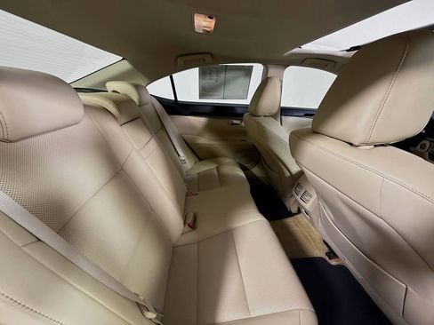 Used 2015 Lexus ES 350 w/ Premium Package image 27