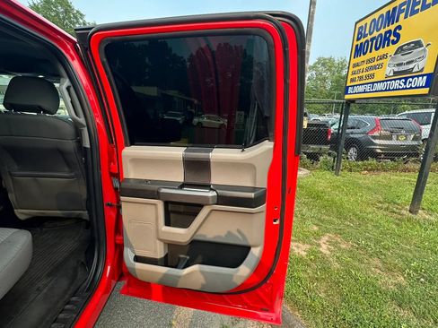 Used 2016 Ford F150 XLT AWD/4WD image 31