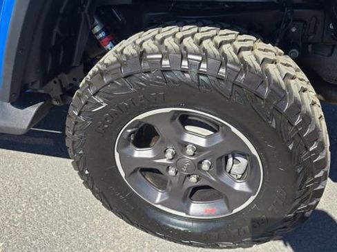 Used 2020 Jeep Gladiator Rubicon image 9