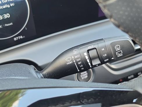 Certified 2024 Kia Seltos SX AWD/4WD image 22