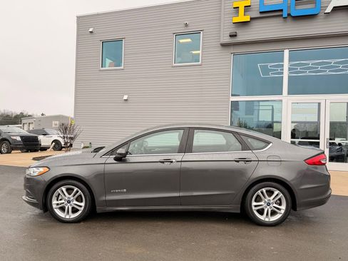 Used 2018 Ford Fusion S image 9