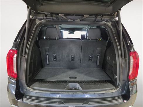 Used 2023 GMC Yukon SLT image 19