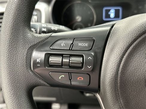 Used 2018 Kia Sorento L image 39