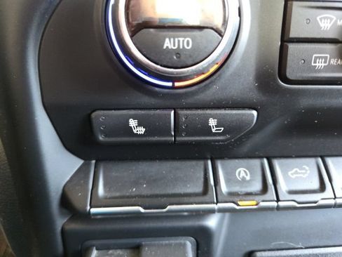 Used 2019 Chevrolet Silverado 1500 LT w/ All-Star Edition AWD/4WD image 7