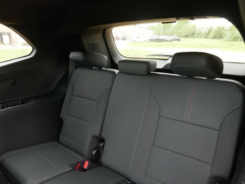 New 2026 GMC Acadia AT4 AWD/4WD image 15