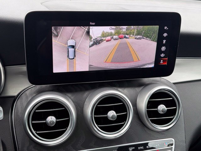 Used 2021 Mercedes-Benz GLC 300 4MATIC w/ AMG Line image 3