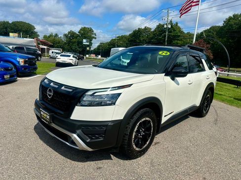 Used 2024 Nissan Pathfinder Rock Creek AWD/4WD image 1
