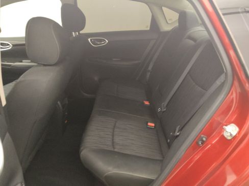 Used 2019 Nissan Sentra SV w/ Special Edition Package FWD image 18