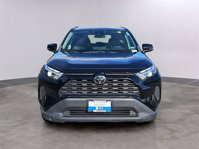 Used 2022 Toyota RAV4 XLE w/ Carpet Mat Package (TMS)