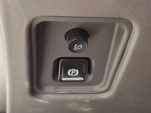 Used 2025 Chevrolet Corvette Z06 image 22