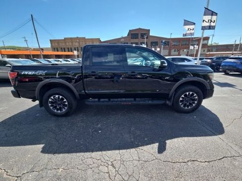 Used 2023 Nissan Titan PRO-4X w/ Pro-4x Convenience Package AWD/4WD image 8