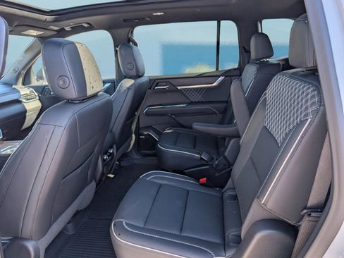 Certified 2024 GMC Acadia Denali image 15