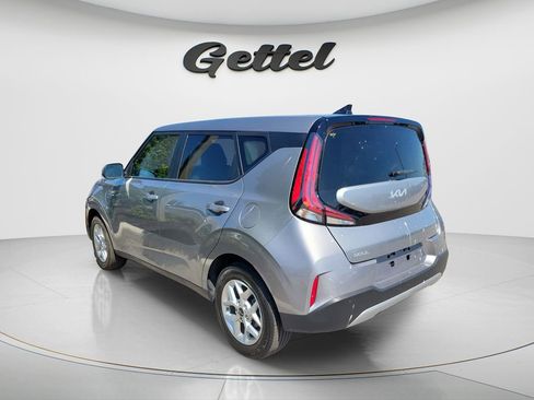 Used 2025 Kia Soul LX image 12