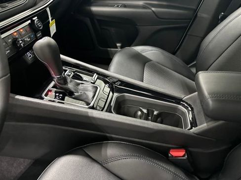 New 2026 Jeep Compass Latitude image 14