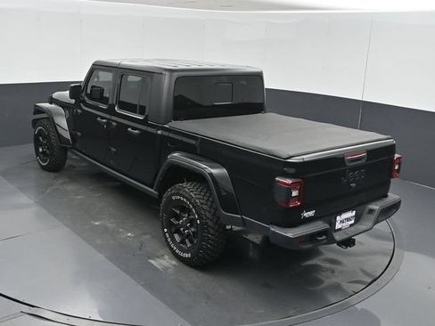 Used 2024 Jeep Gladiator Sport AWD/4WD image 39