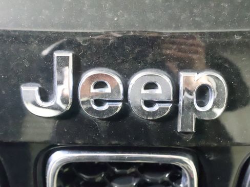 Used 2017 Jeep Compass Sport AWD/4WD image 15
