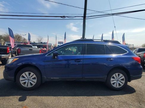 Used 2015 Subaru Outback 2.5i Premium image 2