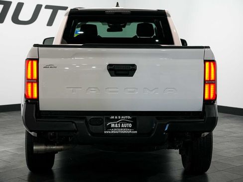 Used 2025 Toyota Tacoma SR RWD image 5