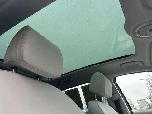 Used 2023 Hyundai Ioniq 5 Limited image 18