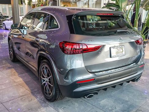 New 2026 Mercedes-Benz GLA 35 AMG 4MATIC image 6